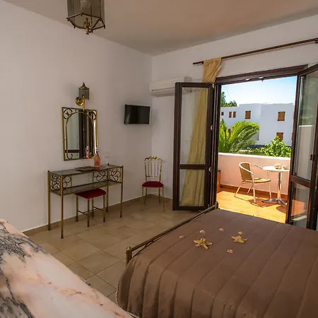 Aparthotel Joanna - Grikos Bay (Patmos)