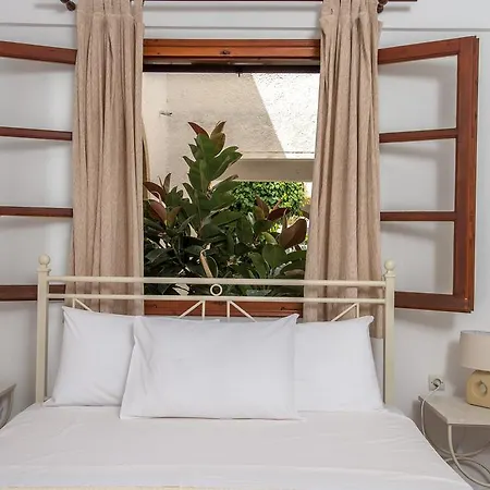 Joanna - Aparthotel 2*