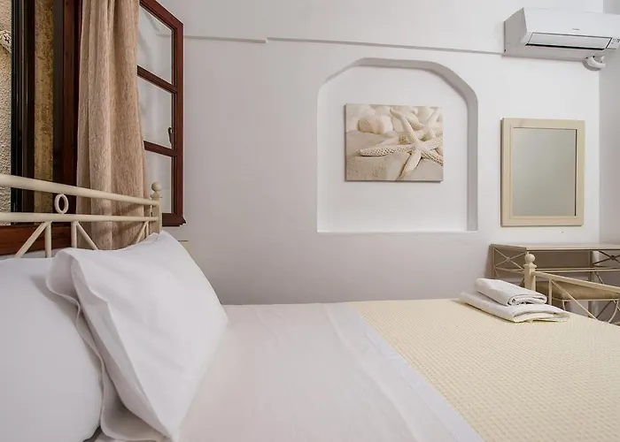 Lejlighedshotel Joanna - Grikos Bay (Patmos)