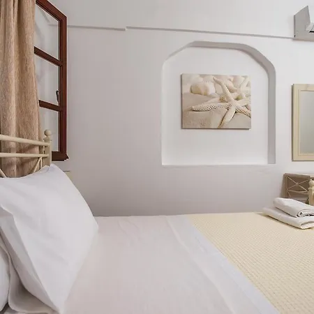 Ξενοδοχείο με διαμερίσματα ιωάννα Γροίκος