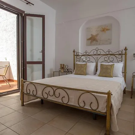 Ξενοδοχείο με διαμερίσματα ιωάννα