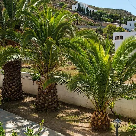 Ξενοδοχείο με διαμερίσματα ιωάννα 2*