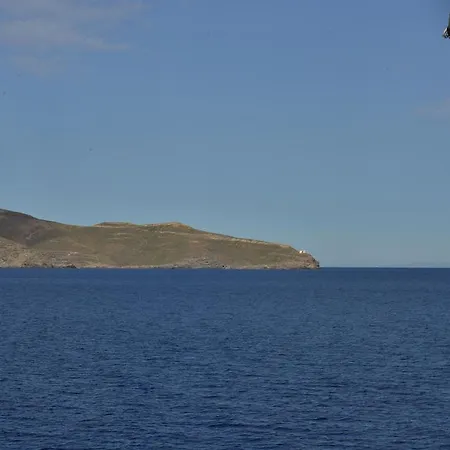 Ξενοδοχείο με διαμερίσματα ιωάννα Γροίκος